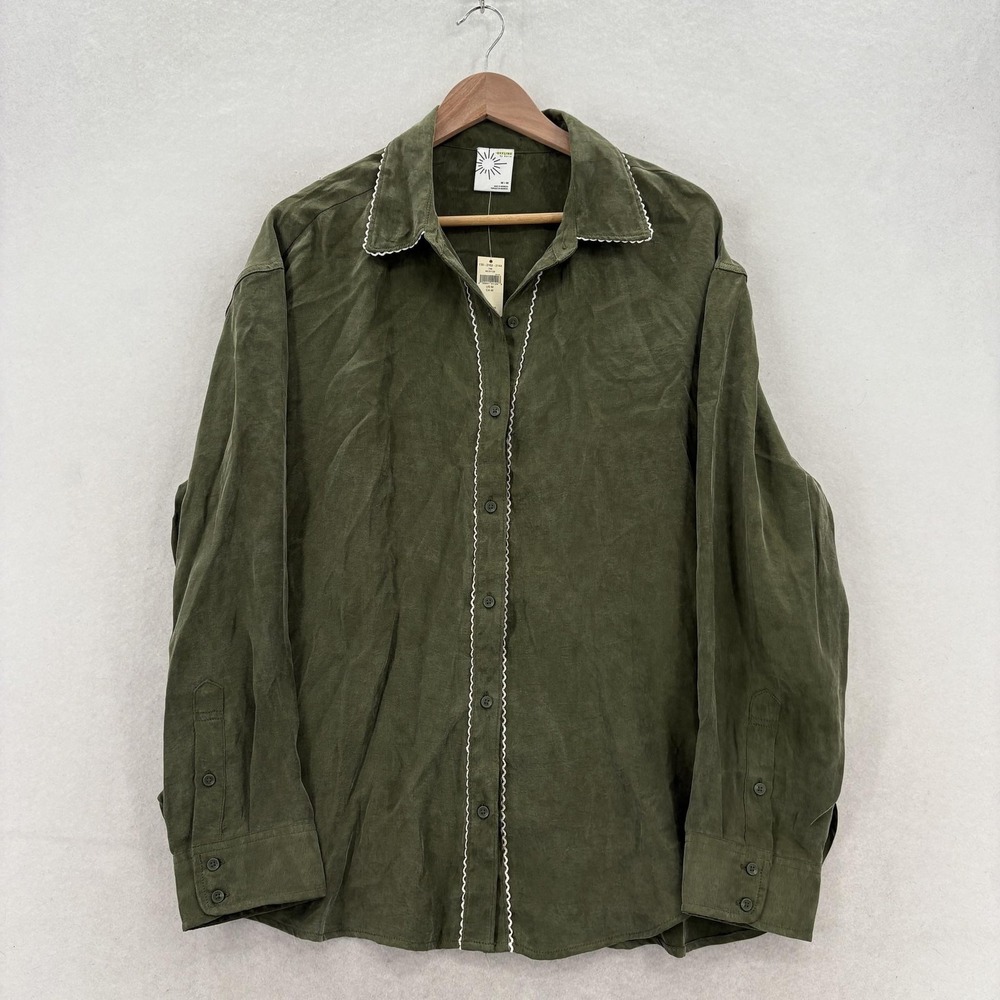 OFFLINE Aerie Shirt Womens Medium Green Lyocell Button Up Long Sleeve Trim NWT